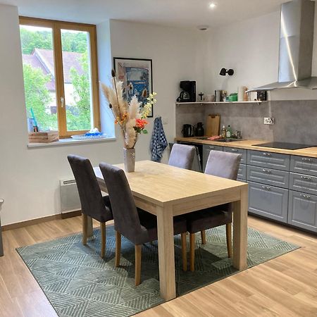 Spacious Apartment In Old Farm Close To Lac De Vouglans La Tour-du-Meix Exterior foto
